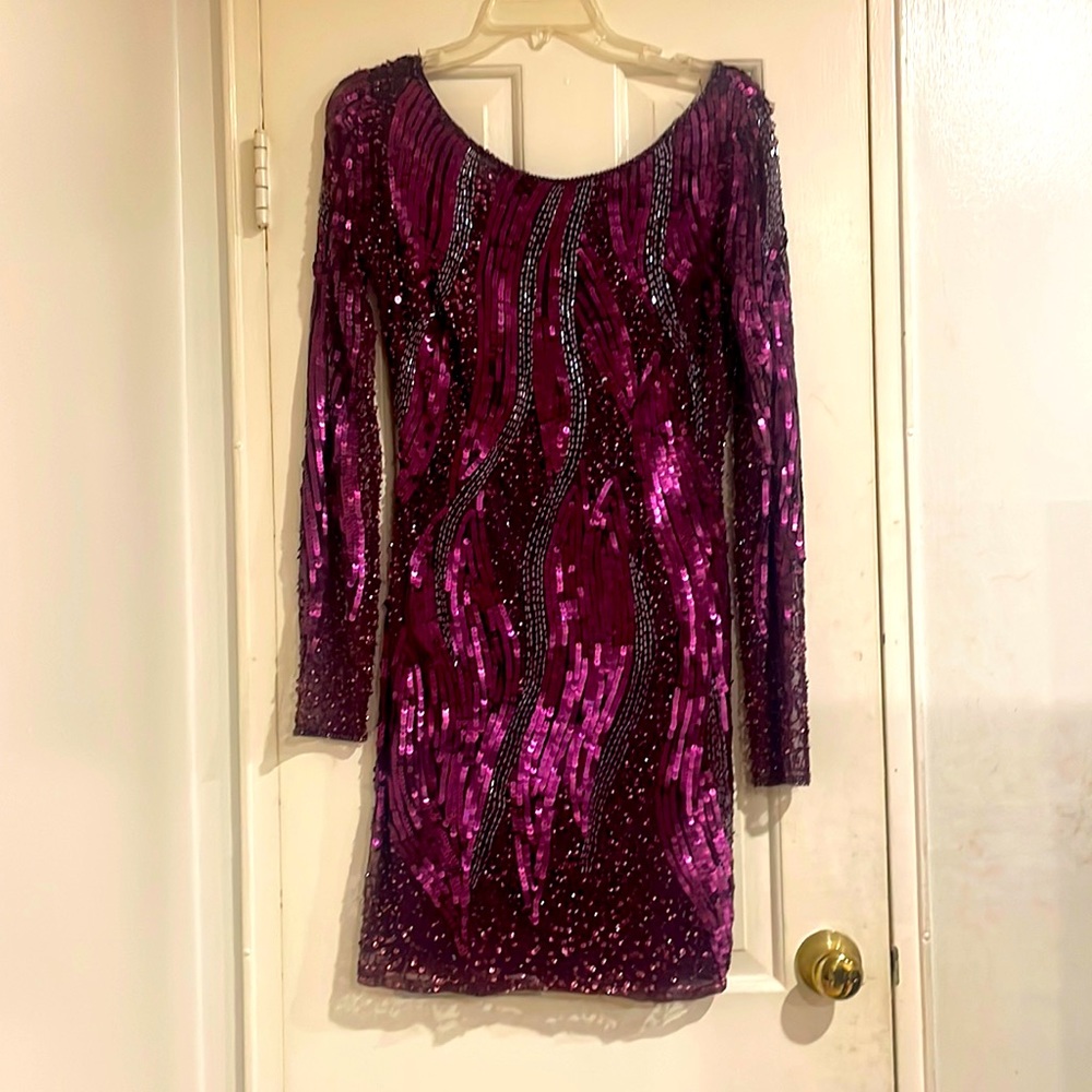 Worn Once Women's Cache Purple Sequin & Beaded Long Sleeve Dress Size 8